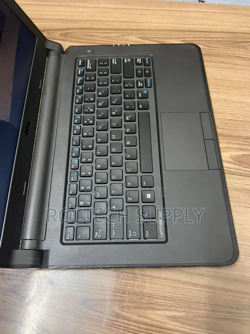 Laptop Dell Latitude 3340 8GB Intel Core i3 HDD 500GB