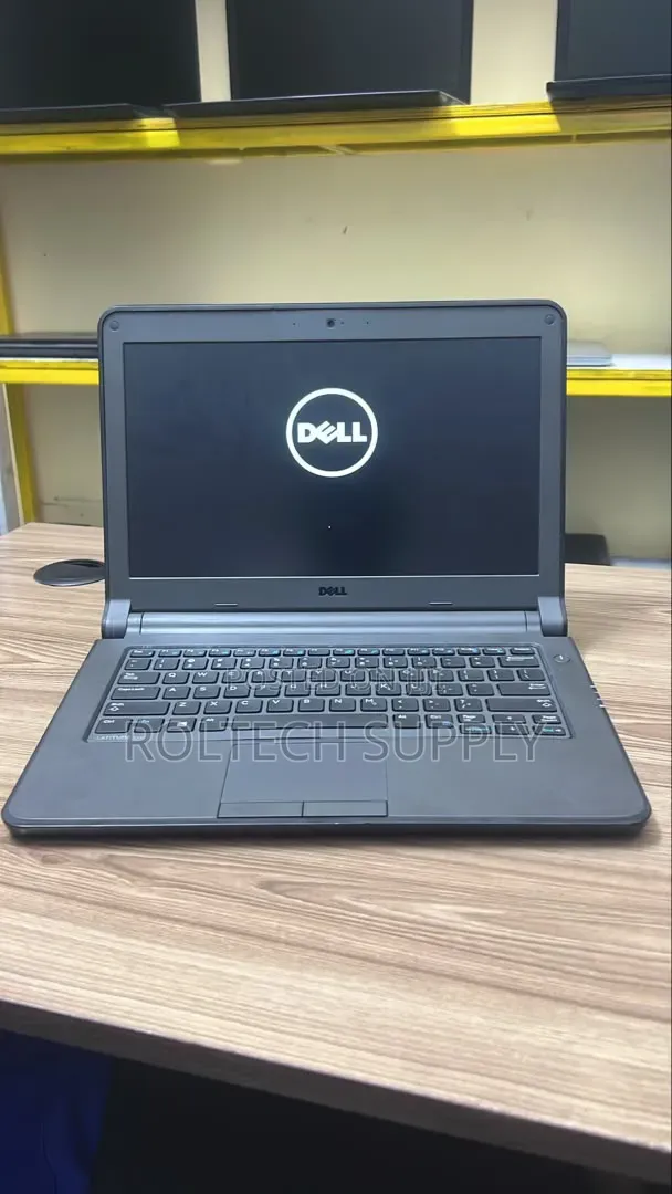 Laptop Dell Latitude 3340 8GB Intel Core i3 HDD 500GB