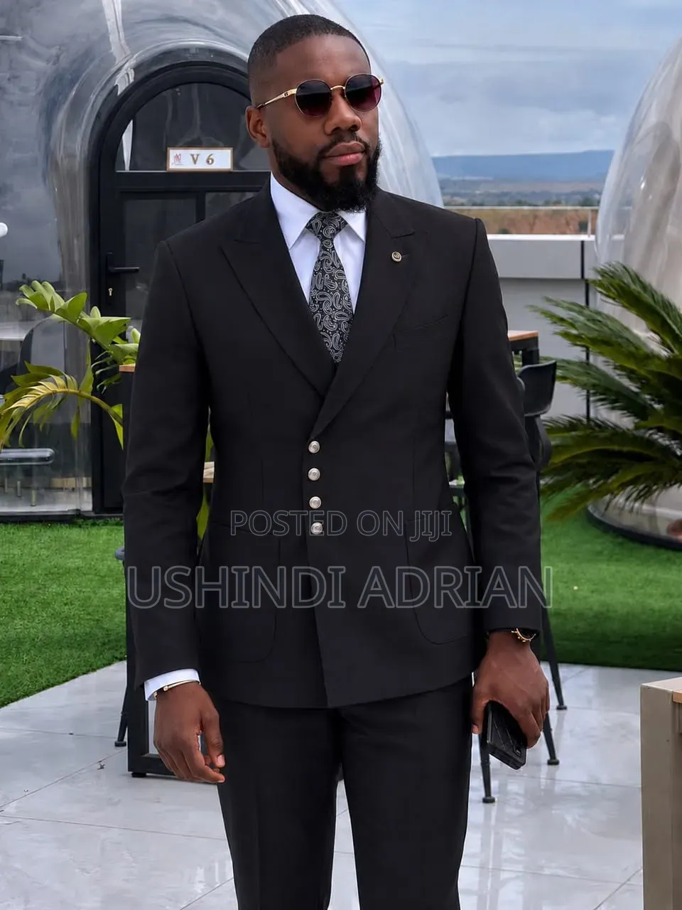 Valiant Tailor Suit