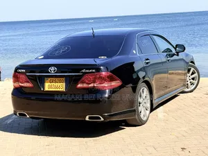 Toyota Crown 2009 Black
