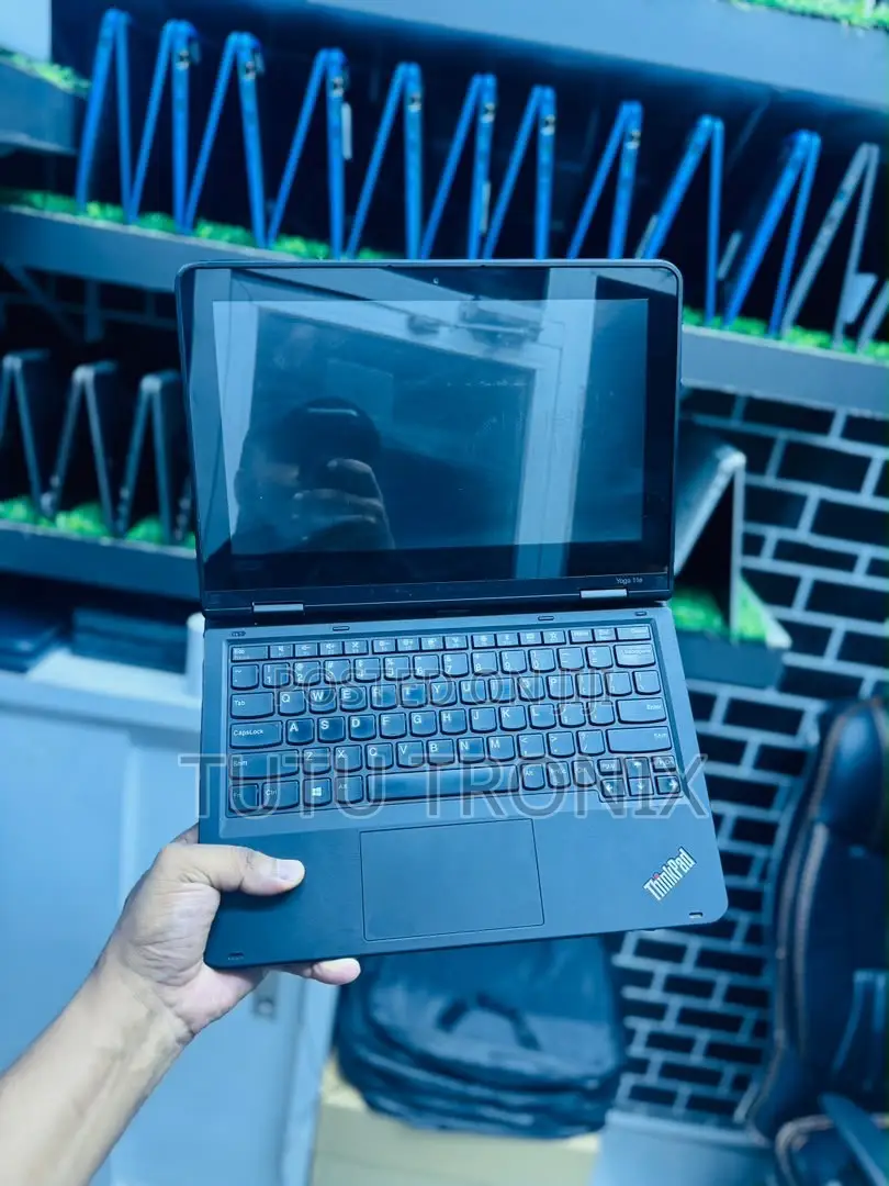 Laptop Lenovo Yoga 11e 8GB Intel Celeron SSD 256GB