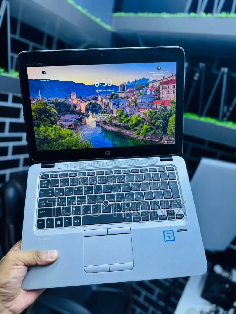 Laptop HP EliteBook 820 G3 8GB Intel Core i5 SSD 256GB