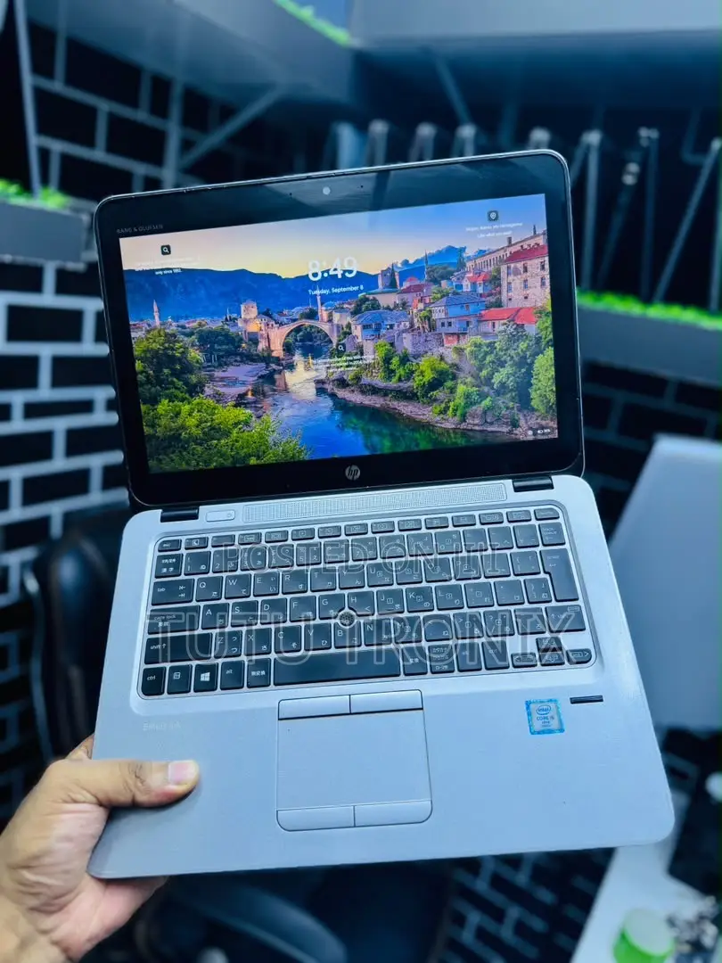 Laptop HP EliteBook 820 G3 8GB Intel Core i5 SSD 256GB