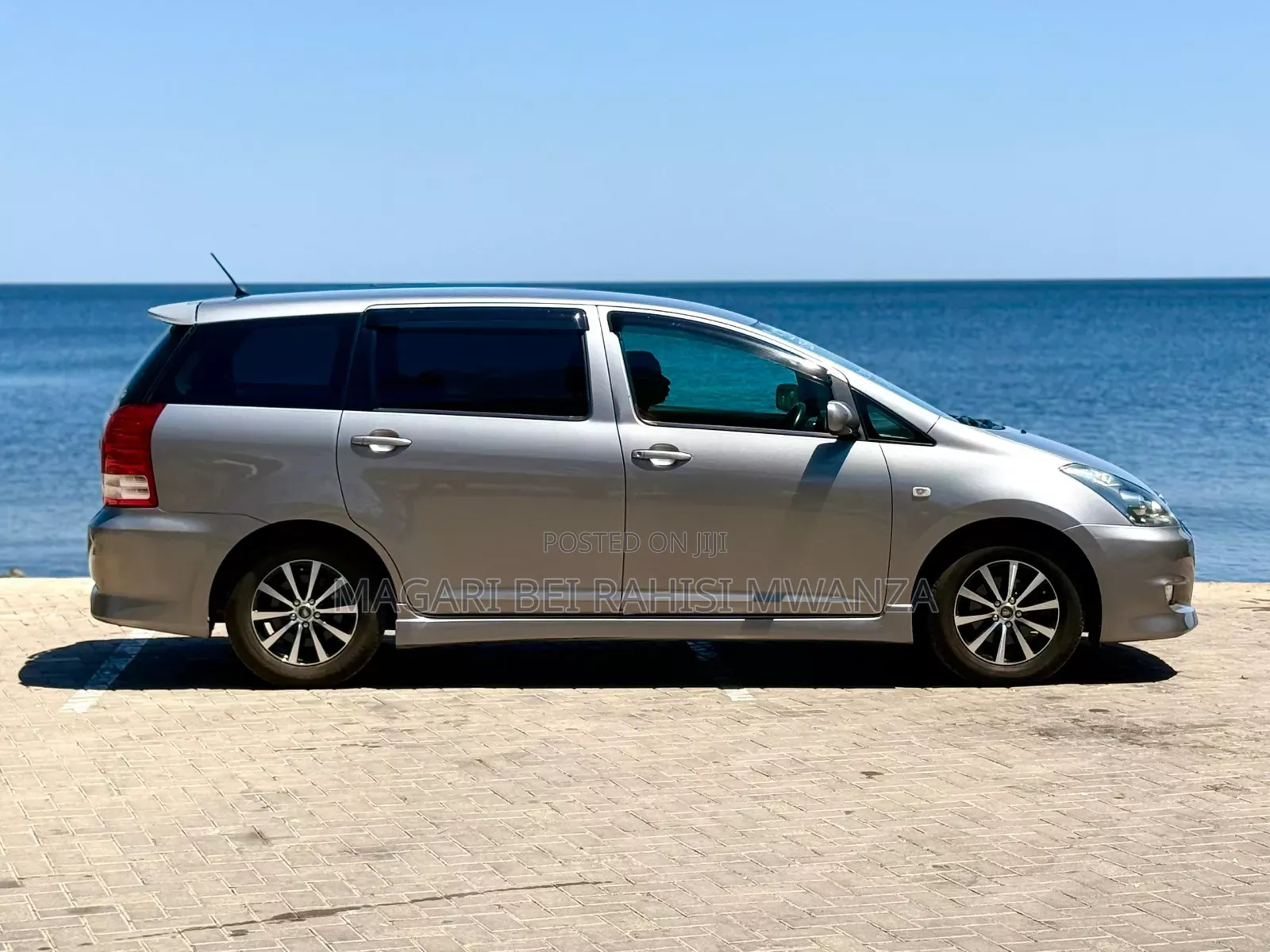 Toyota Wish 2006 Silver