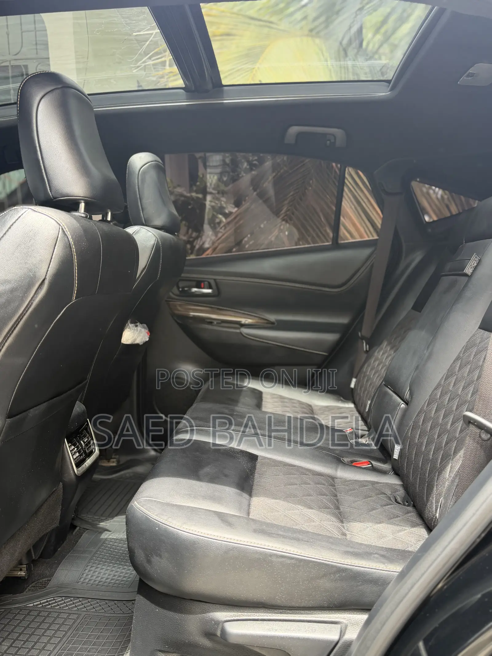 Toyota Harrier 2.0 2016 Black