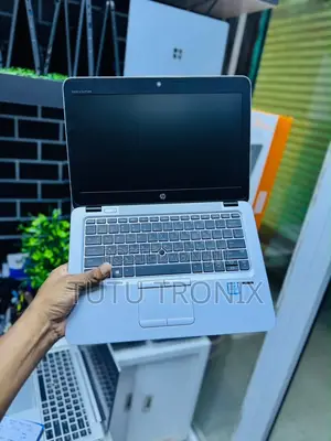 Laptop HP EliteBook 820 G3 8GB Intel Core i7 SSD 256GB