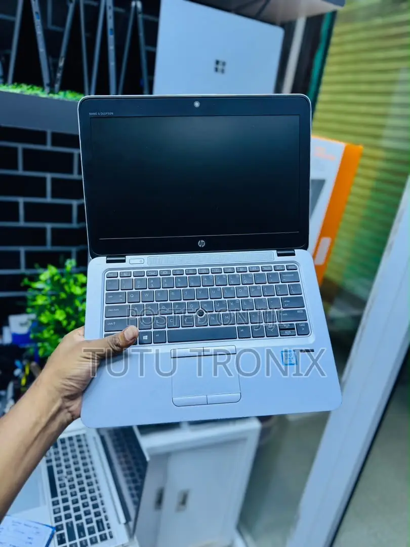 Laptop HP EliteBook 820 G3 8GB Intel Core i7 SSD 256GB