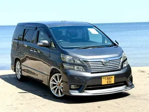 Toyota Vellfire 2010 Silver