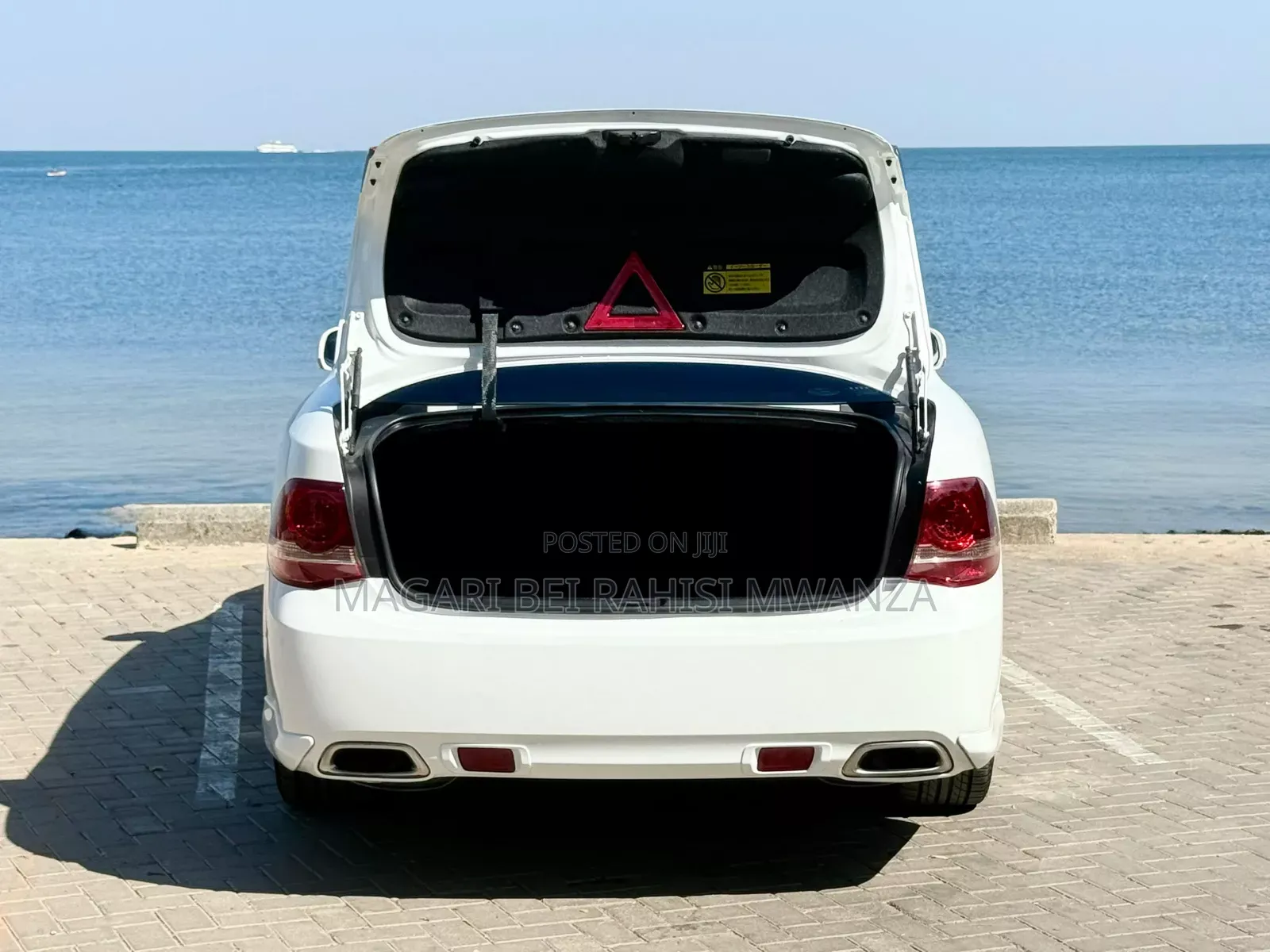 Toyota Crown 2008 White