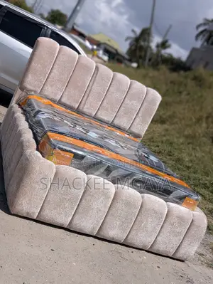 Bed Sofa 5/6 With Matress Inch 8