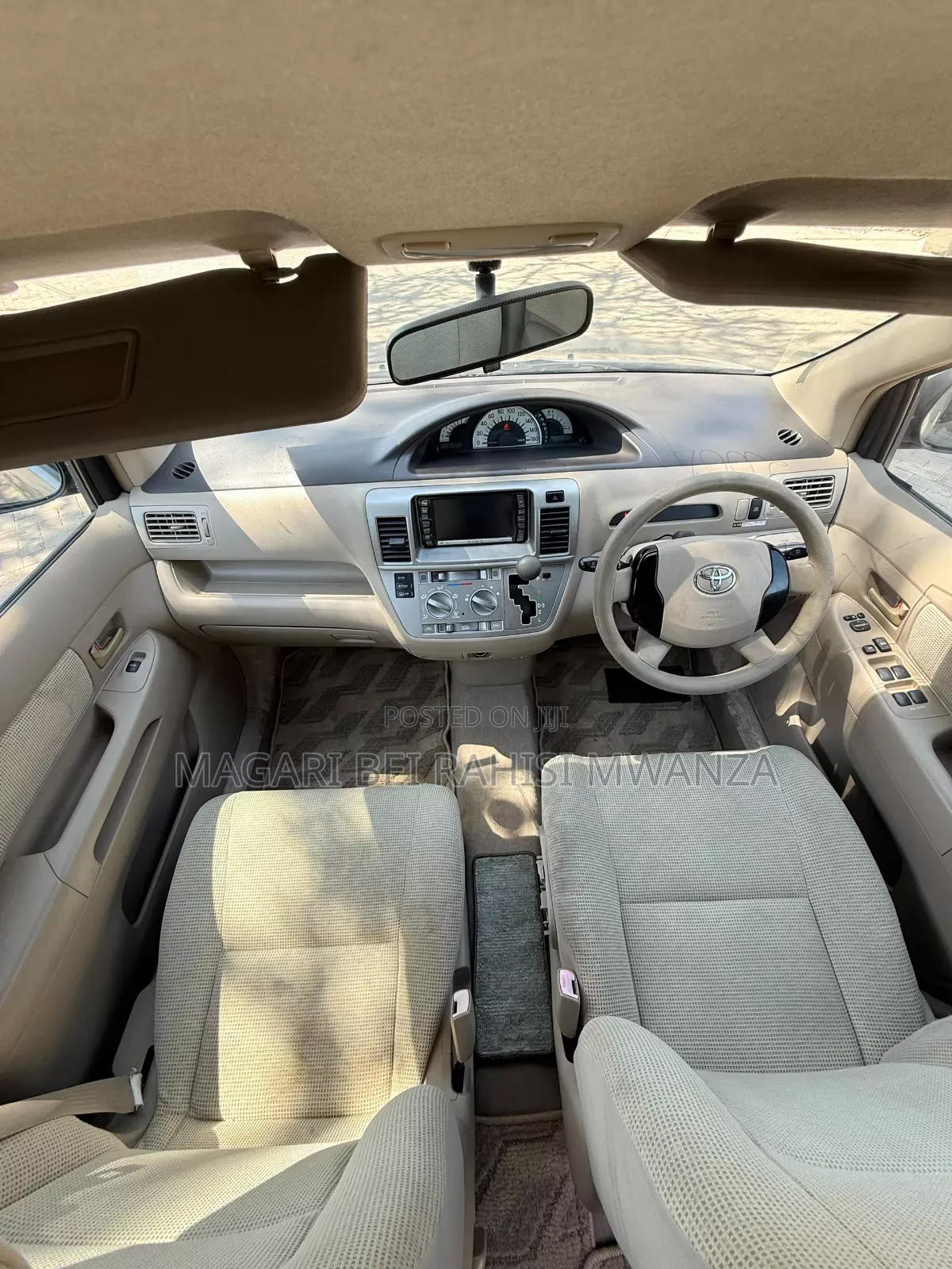 Toyota Raum 2004 Silver