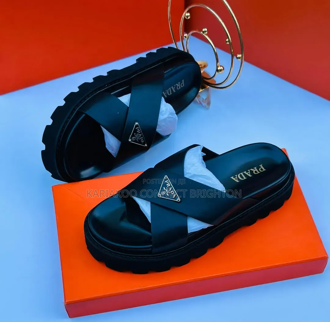 Black Chunky Lug Sandal