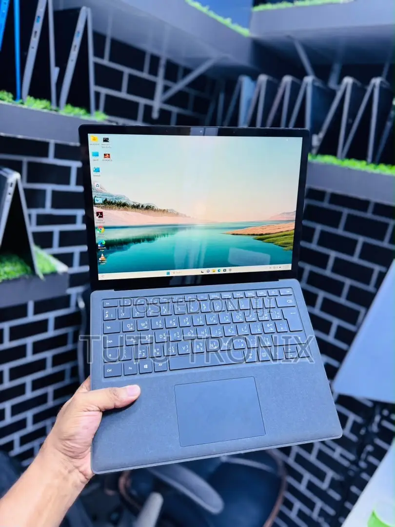 Laptop Microsoft Surface Laptop 2 8GB Intel Core i7 SSD 256GB
