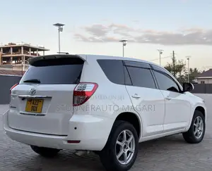 Toyota Vanguard 2009 Pearl