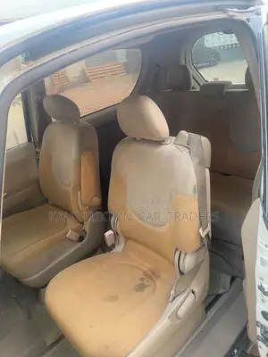 Toyota Porte 2005 White