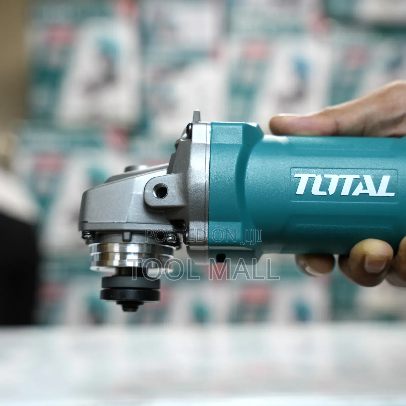 Total Angle Grinder 900W (Corded)