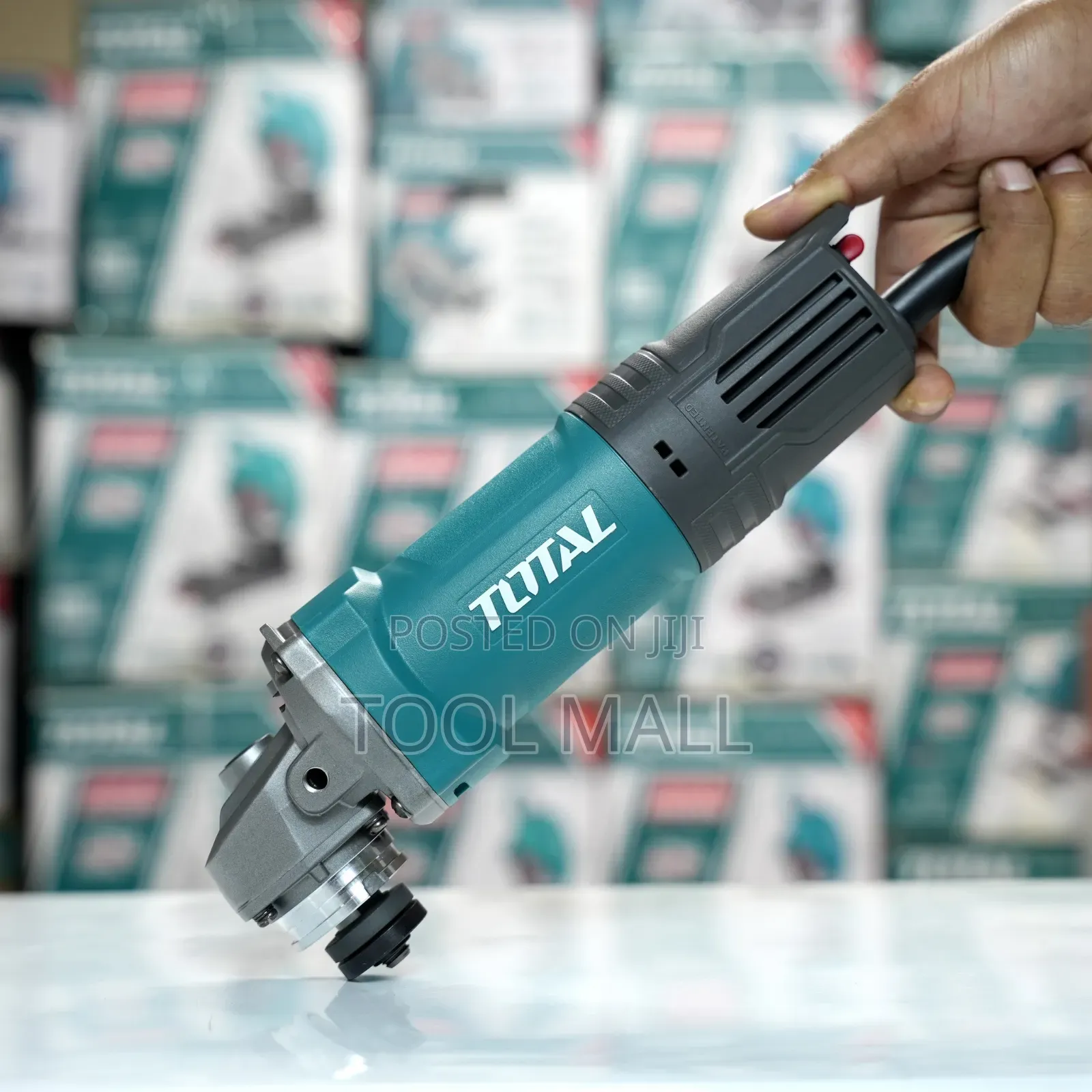 Total Angle Grinder 900W (Corded)
