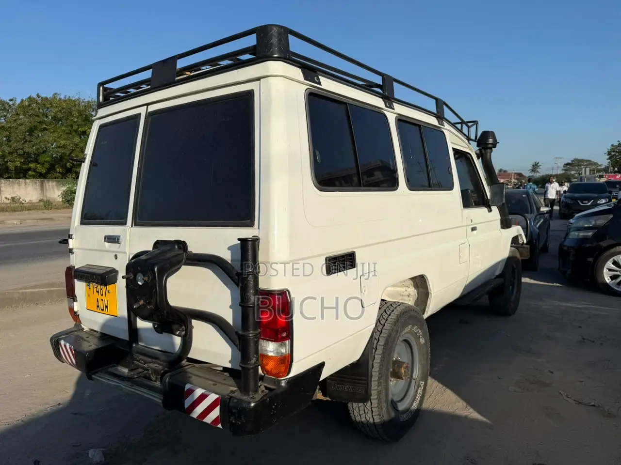 Toyota Land Cruiser 90 1997 White