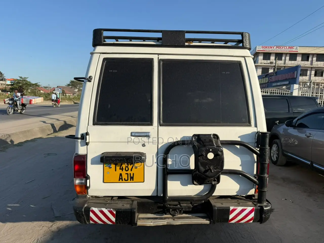 Toyota Land Cruiser 90 1997 White