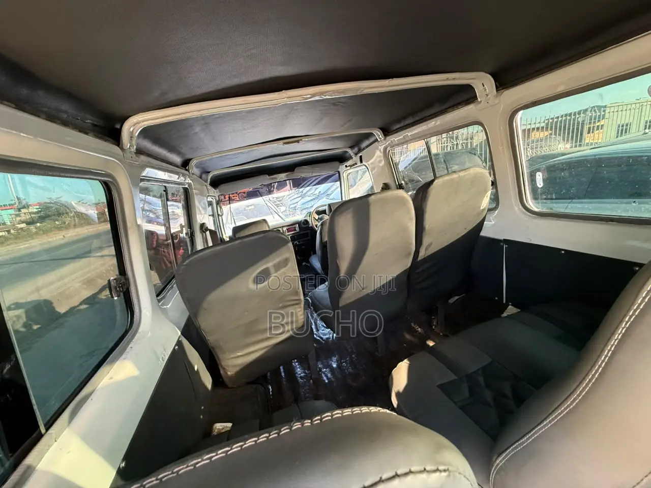 Toyota Land Cruiser 90 1997 White