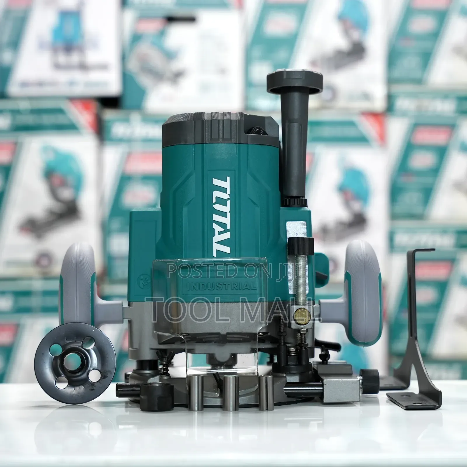 Total Electric Router 2200W Industrial
