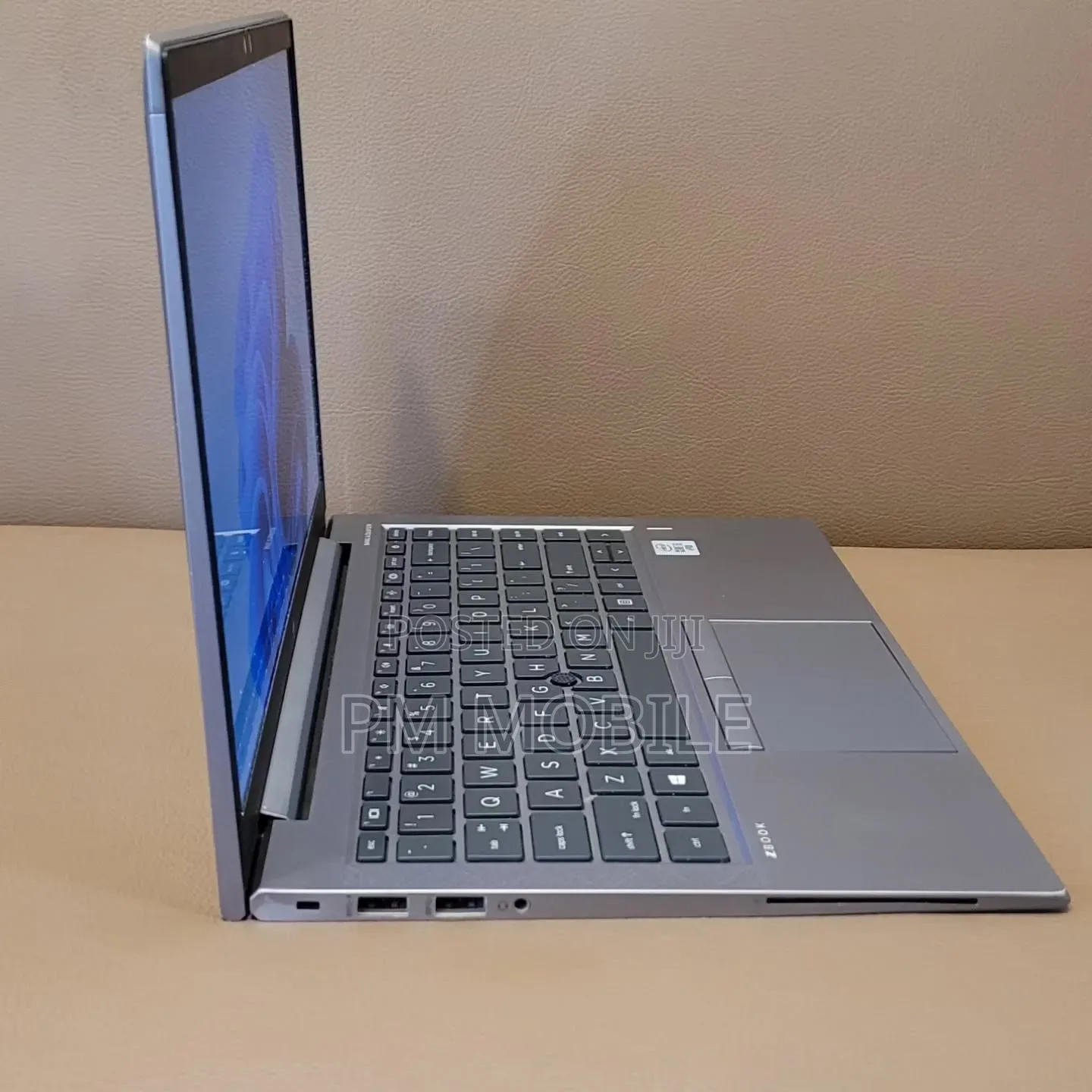 Laptop HP ZBook Firefly 14 G7 16GB Intel Core i5 SSD 256GB