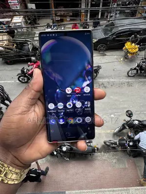 Sharp Aquos R6 128 GB White