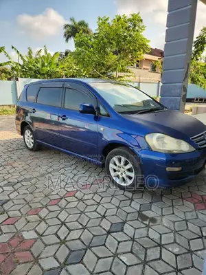 Toyota Ipsum 2005 Blue