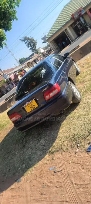Toyota Carina 2000 Black