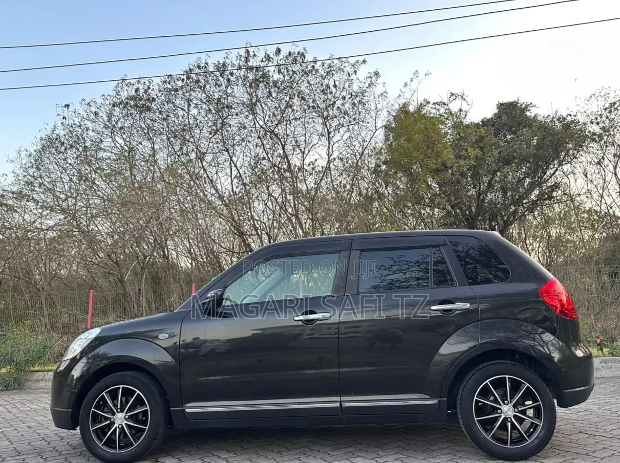 Mazda Verisa 2013 Black