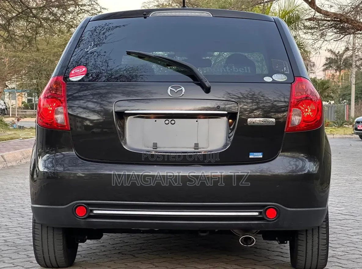 Mazda Verisa 2013 Black