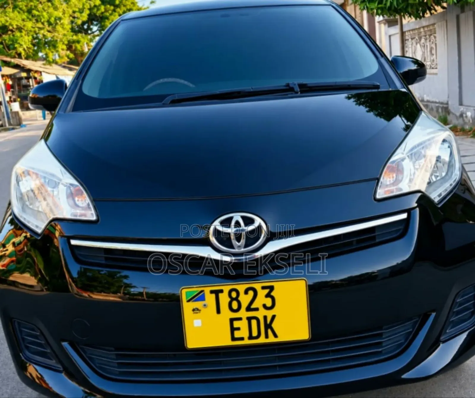 Toyota Ractis 2012 Black