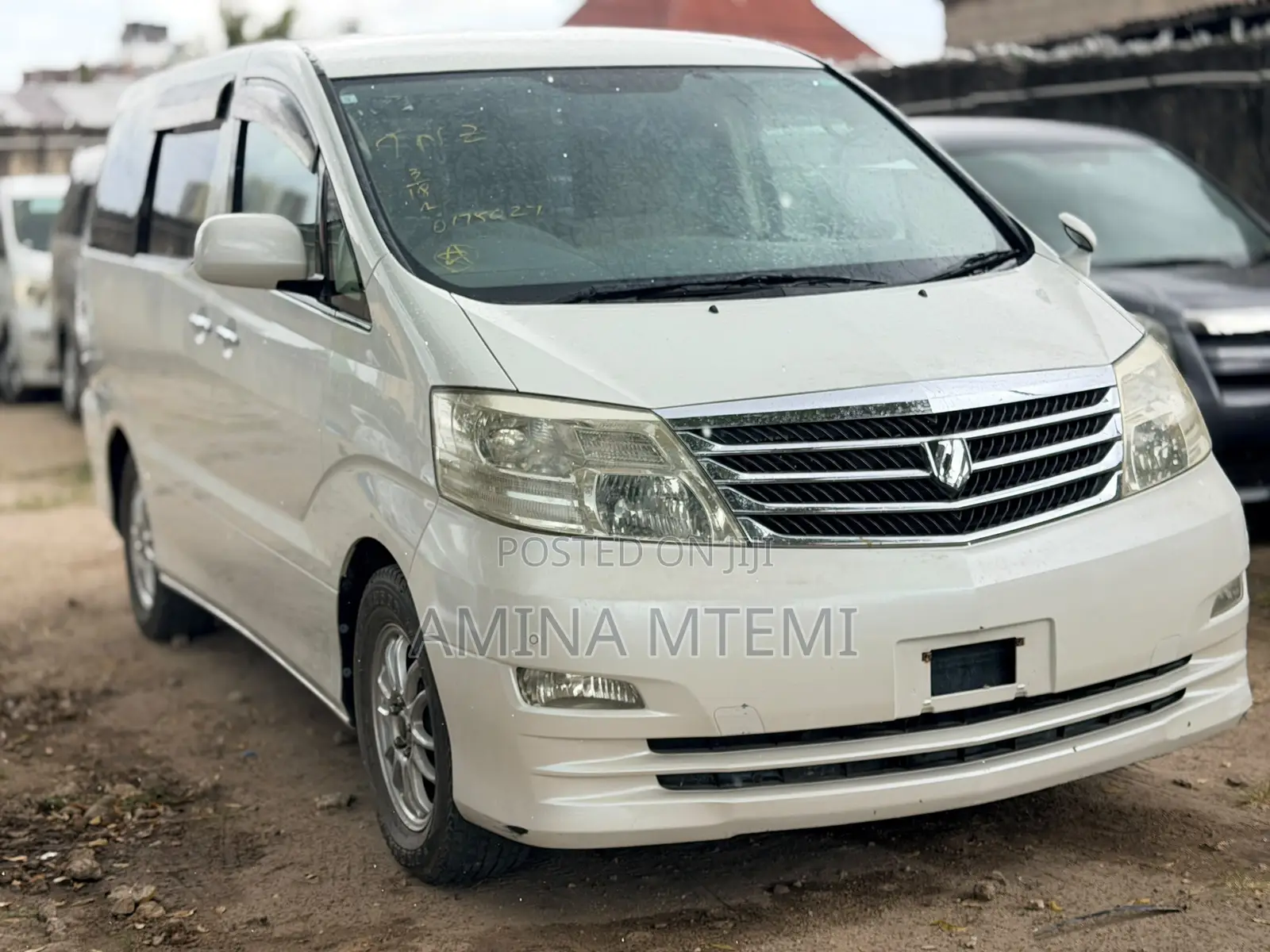Toyota Alphard 2.4 Petrol AWD 2005 White