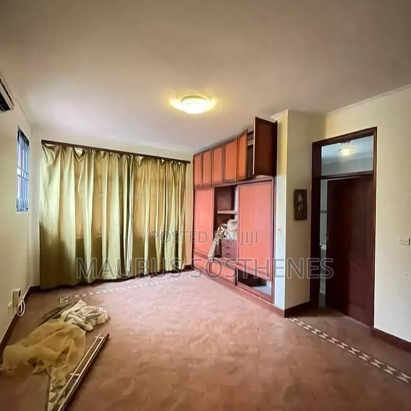 5bdrm Bungalow in Salasala, Kunduchi for sale