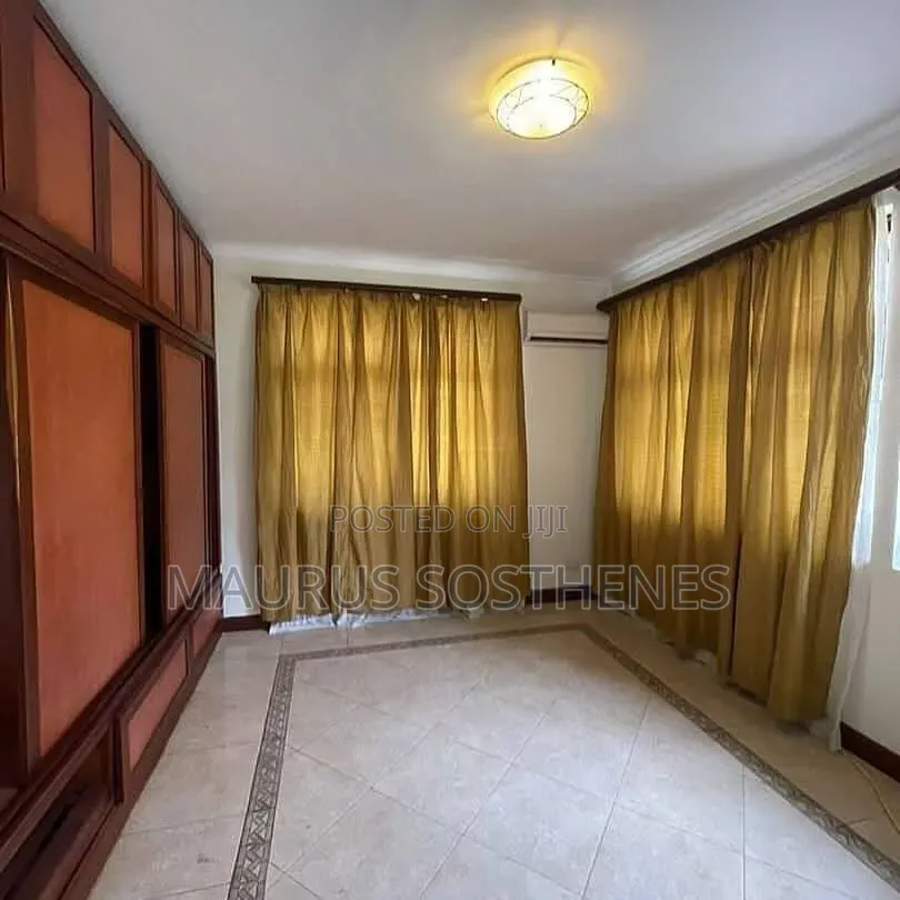5bdrm Bungalow in Salasala, Kunduchi for sale