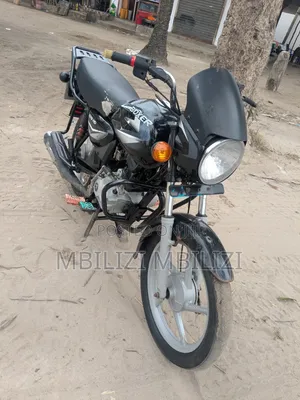 Bajaj Boxer 125 2025 Black