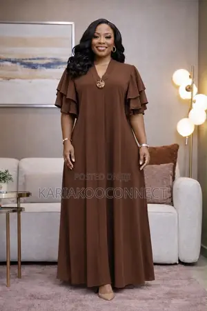 Flowy v-Neck Maxi Dress With Ruffle Sleeves