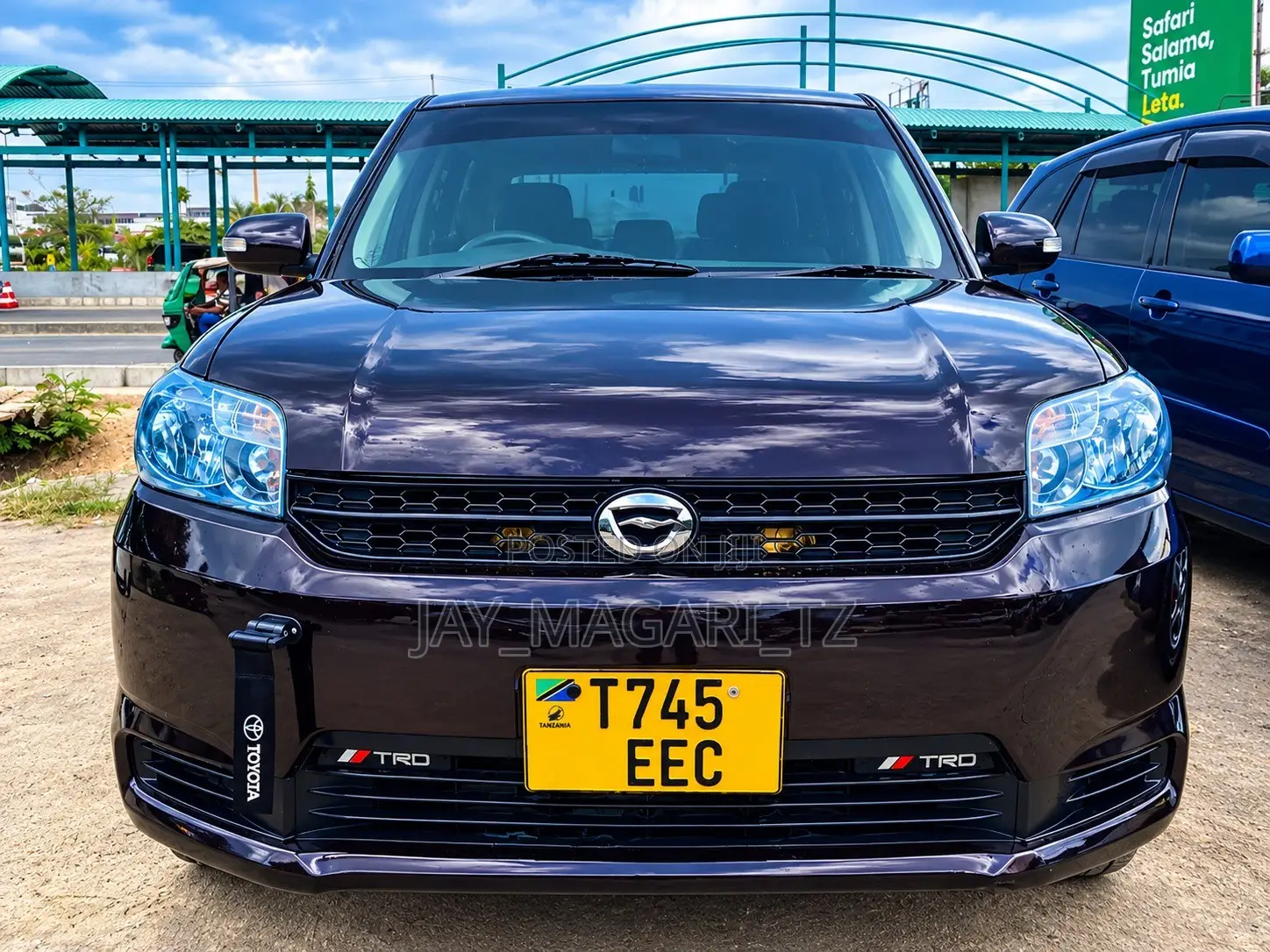 Toyota Corolla Rumion 2010 Black