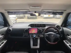 Toyota Corolla Rumion 2010 Black