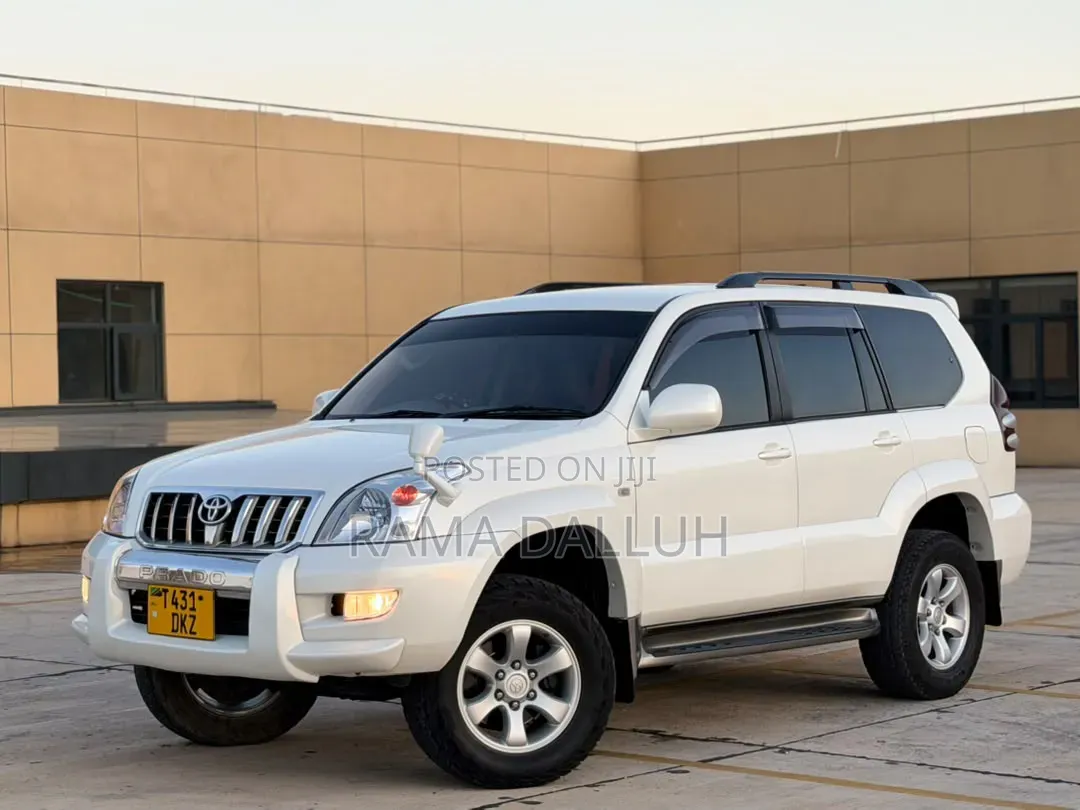 Toyota Land Cruiser Prado 2005 White