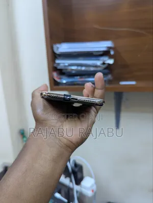 Apple iPhone 11 Pro 64 GB Gold