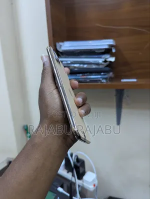 Apple iPhone 11 Pro 64 GB Gold