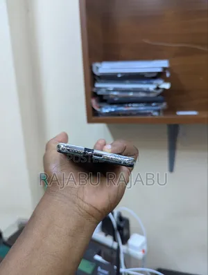 Apple iPhone 11 Pro Max 64 GB White