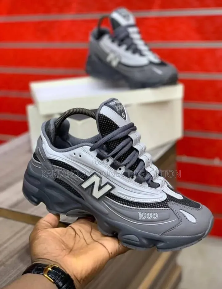 Titan Blackout Runner