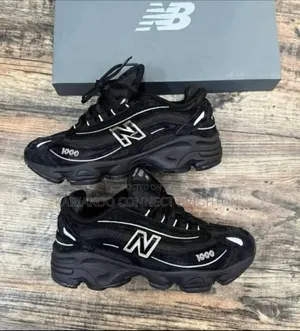Titan Blackout Runner