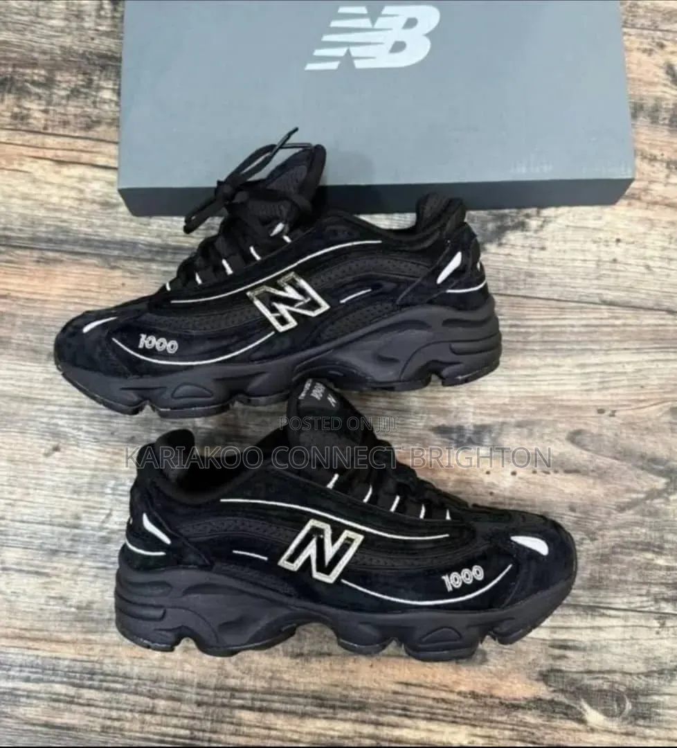 Titan Blackout Runner