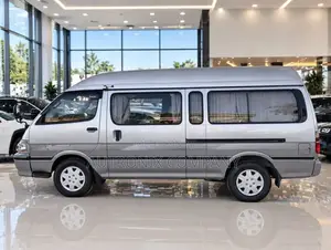 Toyota HiAce 2002 Gold