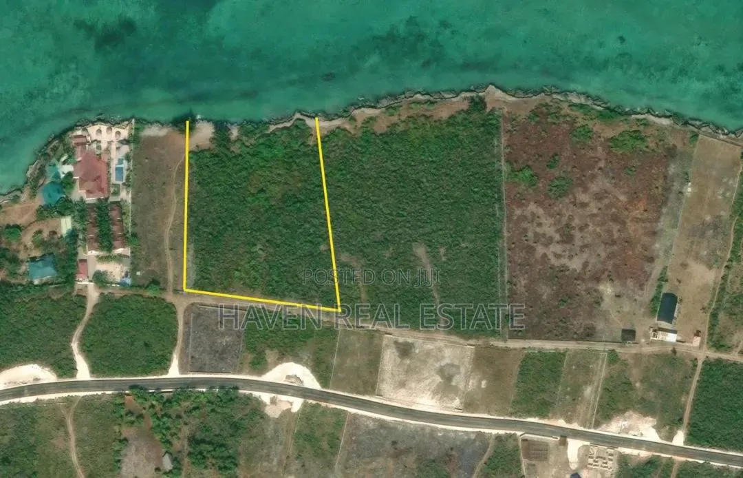Beach Plot for Sale at Jambiani Zanzibar