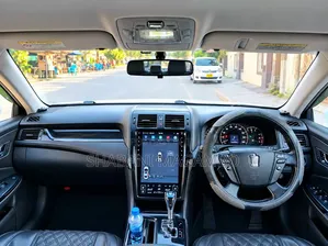 Toyota Crown 2008 White