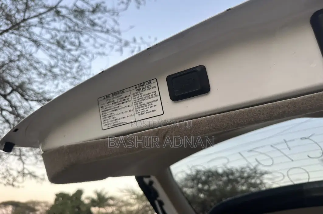 Toyota Harrier 2.4 2006 White